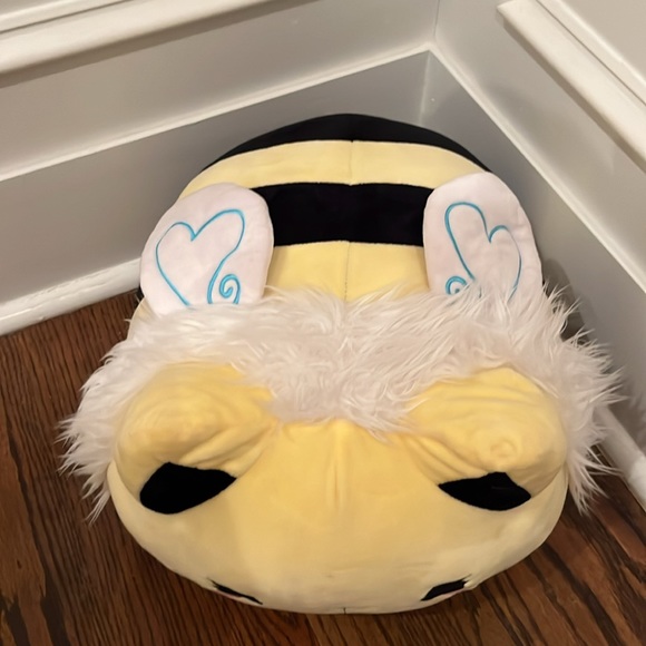 Meowchi Queen Bee large plush - Picture 2 of 10
